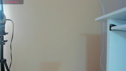 Snapshot of misslynn_ chatting on 02-04-25, 03:44 i am lyn online show from 02-04-25, 03:44