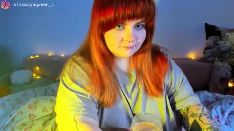 Maya online show from 11-17-25, 11:27