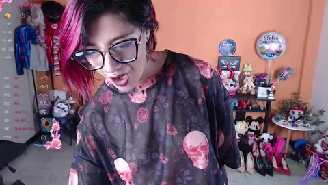 Miss Mia online show from 12-16-24, 04:05