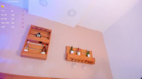 Mia  online show from 11-07-25, 11:43