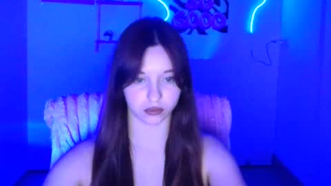 Mia online show from 12-03-25, 07:01