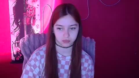 Mia online show from 02-12-26, 06:30