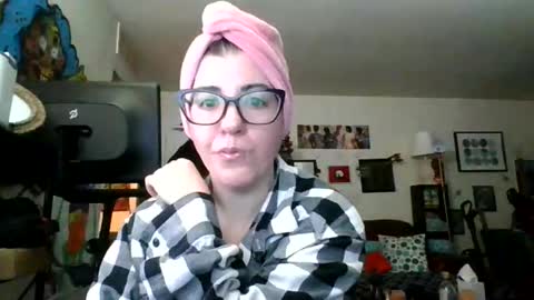 MissMona online show from 02-11-26, 11:04