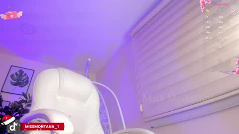 Snapshot of missmontana1 chatting on 12-17-24, 02:44 Carla online show from 12-17-24, 02:44