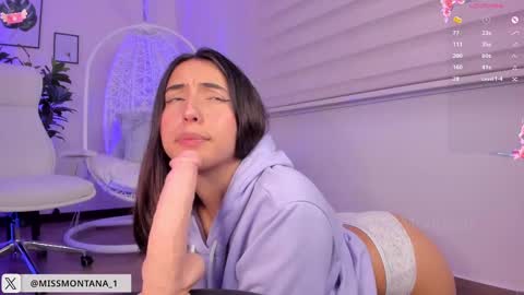 Snapshot of missmontana1 chatting on 03-06-25, 05:57 Carla online show from 03-06-25, 05:57