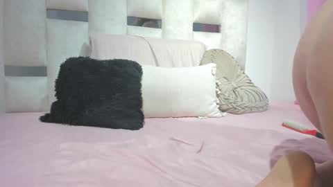 missnatasha05 online show from 10-04-25, 10:41