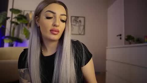 Miss Obsidian online show from 02-02-26, 08:51