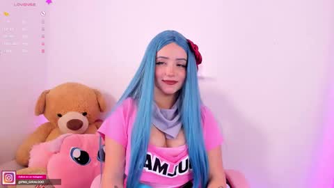 Pau Giraldo online show from 11-20-25, 01:28