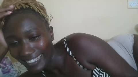 Snapshot of missprettygal chatting on 03-06-25, 05:43 pretty gal online show from 03-06-25, 05:43