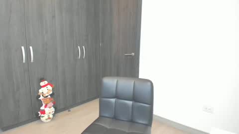 Miss Rhodes online show from 12-20-24, 10:43