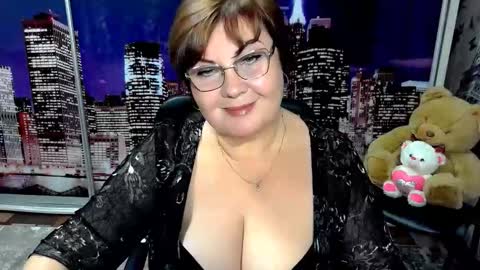 Snapshot of missritabella chatting on 12-17-25, 04:46 Rita online show from 12-17-25, 04:46