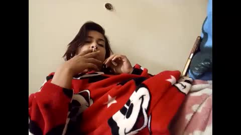 Snapshot of misss_slut chatting on 11-25-25, 12:21 call me your slut online show from 11-25-25, 12:21