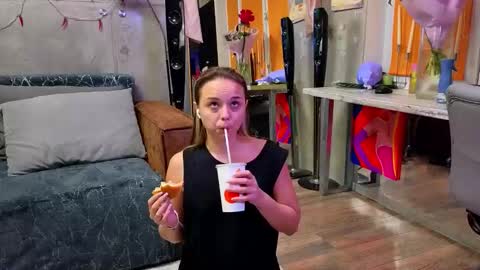 . online show from 11-17-25, 02:45