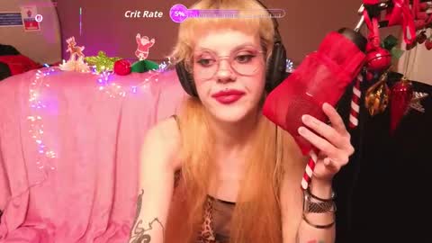 Tacodeluxe online show from 12-19-25, 01:45