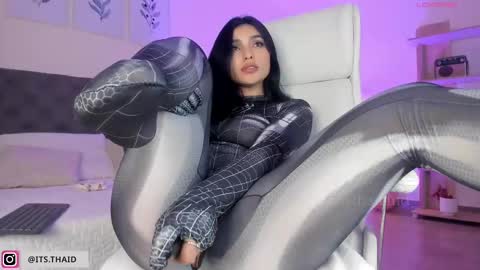Fernanda Davila online show from 03-04-25, 02:49