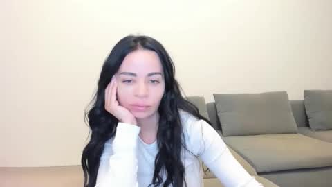 Snapshot of missthalia86 chatting on 12-18-25, 12:00 MissAlenna online show from 12-18-25, 12:00