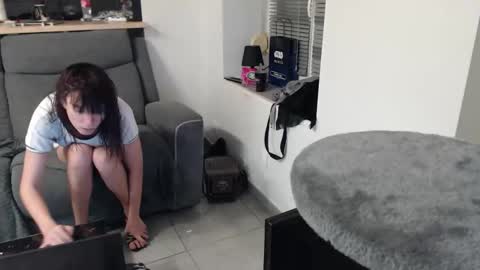 missthon online show from 11-24-25, 03:34