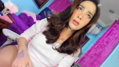 missvalentine18 online show from 02-11-25, 11:43