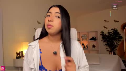 Snapshot of missvancouver_ chatting on 03-25-26, 01:06 Mafe Jimenez online show from 03-25-26, 01:06