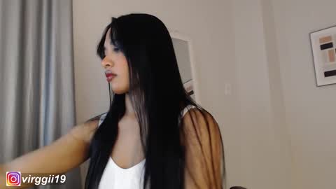 missvirggii online show from 10-13-25, 09:48