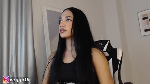 missvirggii online show from 10-31-25, 11:17