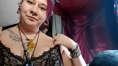 missxmoth444 online show from 11-13-25, 04:17