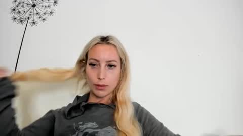 Missy matrix online show from 12-20-25, 10:22