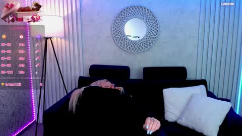 missyymarty online show from 04-11-26, 07:45