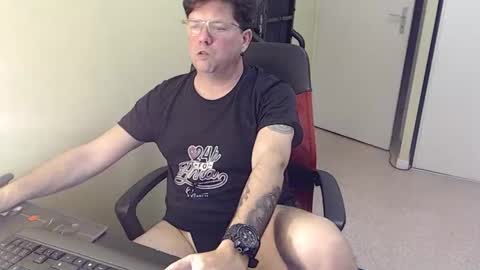 mistercoeur online show from 02-10-26, 04:33