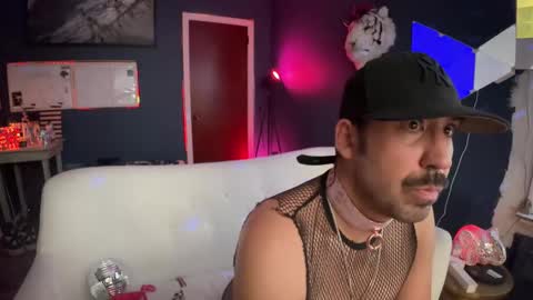 Snapshot of mistermikey24 chatting on 01-16-25, 12:42 Mikey Jerkoff online show from 01-16-25, 12:42