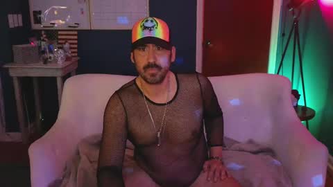 Snapshot of mistermikey24 chatting on 01-25-25, 10:19 Mikey Jerkoff online show from 01-25-25, 10:19