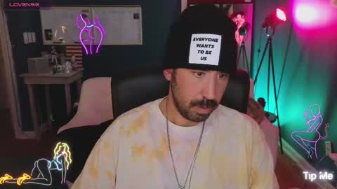 Snapshot of mistermikey24 chatting on 01-25-25, 11:11 Mikey Jerkoff online show from 01-25-25, 11:11