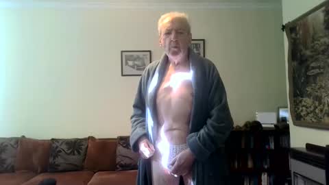 Snapshot of mistersilver66 chatting on 09-23-25, 07:44 mistersilver66 online show from 09-23-25, 07:44