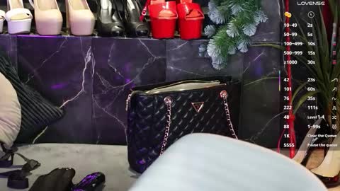 Snapshot of mistress_darsy chatting on 01-18-26, 05:55 Darsy online show from 01-18-26, 05:55