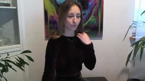 Snapshot of mistress_kasandrra chatting on 12-30-24, 10:43 Mistress Cassie - Cash online show from 12-30-24, 10:43