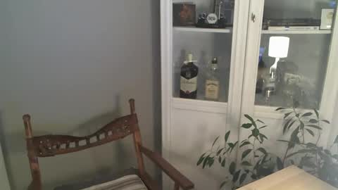 Snapshot of mistress_kasandrra chatting on 01-16-25, 07:20 Mistress Cassie - Cash online show from 01-16-25, 07:20