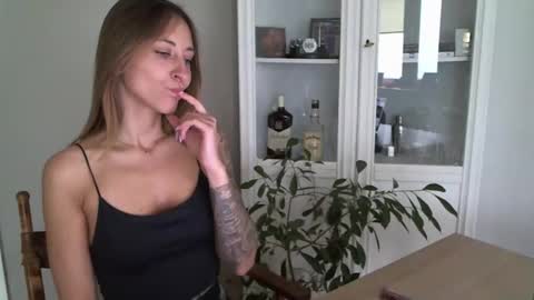 Snapshot of mistress_kasandrra chatting on 01-25-25, 12:16 Mistress Cassie - Cash online show from 01-25-25, 12:16