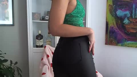 Snapshot of mistress_kasandrra chatting on 02-16-25, 11:27 Mistress Cassie - Cash online show from 02-16-25, 11:27