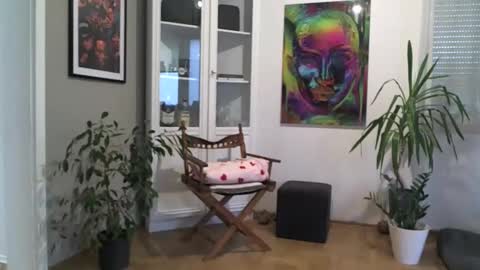 Snapshot of mistress_kasandrra chatting on 02-28-25, 11:36 Mistress Cassie - Cash online show from 02-28-25, 11:36