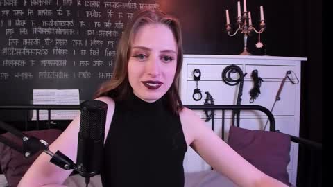 Snapshot of mistress_marlene chatting on 10-11-25, 08:46 Mistress Marlene online show from 10-11-25, 08:46