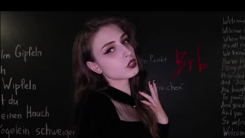 Snapshot of mistress_marlene chatting on 11-07-25, 06:13 Mistress Marlene online show from 11-07-25, 06:13