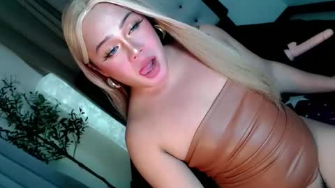 mistress_marta69 online show from 11-10-25, 12:04