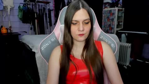 Snapshot of mistress_priest chatting on 03-04-25, 06:07 Dirty Priest and Ivi online show from 03-04-25, 06:07