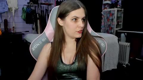 Snapshot of mistress_priest chatting on 03-06-25, 10:58 Dirty Priest and Ivi online show from 03-06-25, 10:58