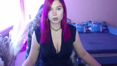 Miss Bailey online show from 10-04-25, 10:57