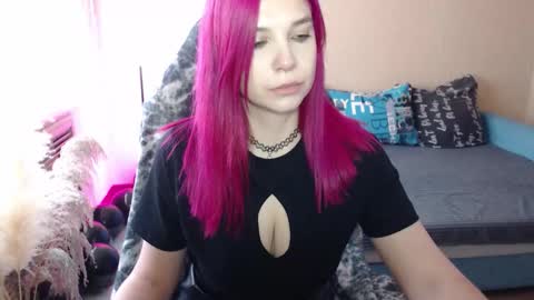 Miss Bailey online show from 11-11-25, 10:04