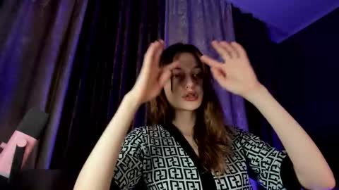 Snapshot of mistresselizy chatting on 10-16-25, 05:25 mistresselizy online show from 10-16-25, 05:25