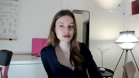 Snapshot of mistresselizy chatting on 11-06-25, 10:16 mistresselizy online show from 11-06-25, 10:16