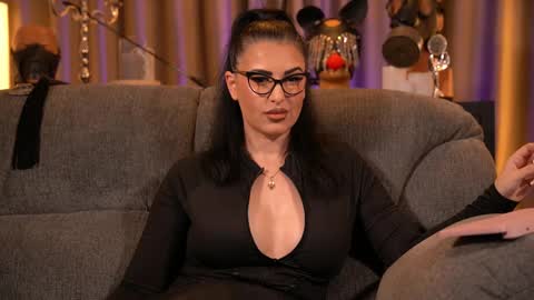 Mistress Kelly online show from 12-13-25, 10:15