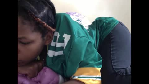 Snapshot of misty_shee chatting on 10-10-25, 11:20 misty_shee online show from 10-10-25, 11:20